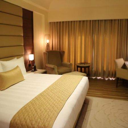 Udman Hotels And Resorts By Ferns N Petals New Delhi Exterior foto