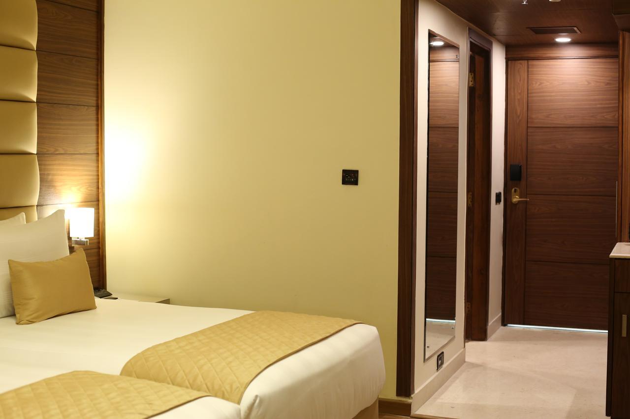 Udman Hotels And Resorts By Ferns N Petals New Delhi Exterior foto