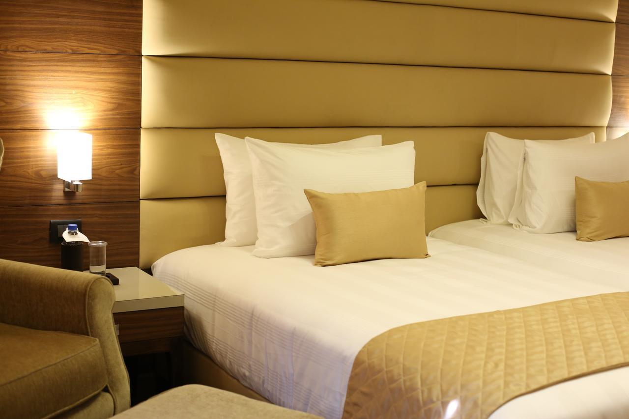 Udman Hotels And Resorts By Ferns N Petals New Delhi Exterior foto