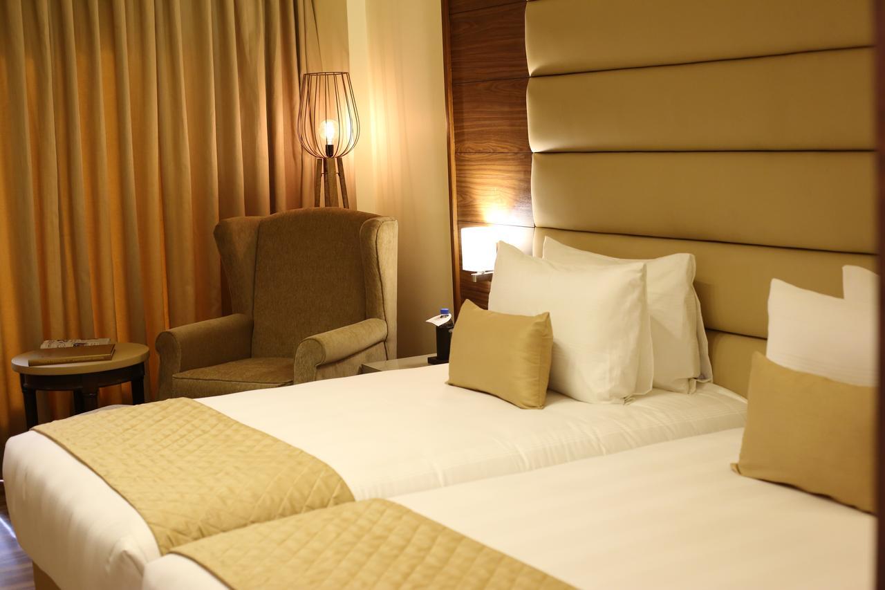 Udman Hotels And Resorts By Ferns N Petals New Delhi Exterior foto