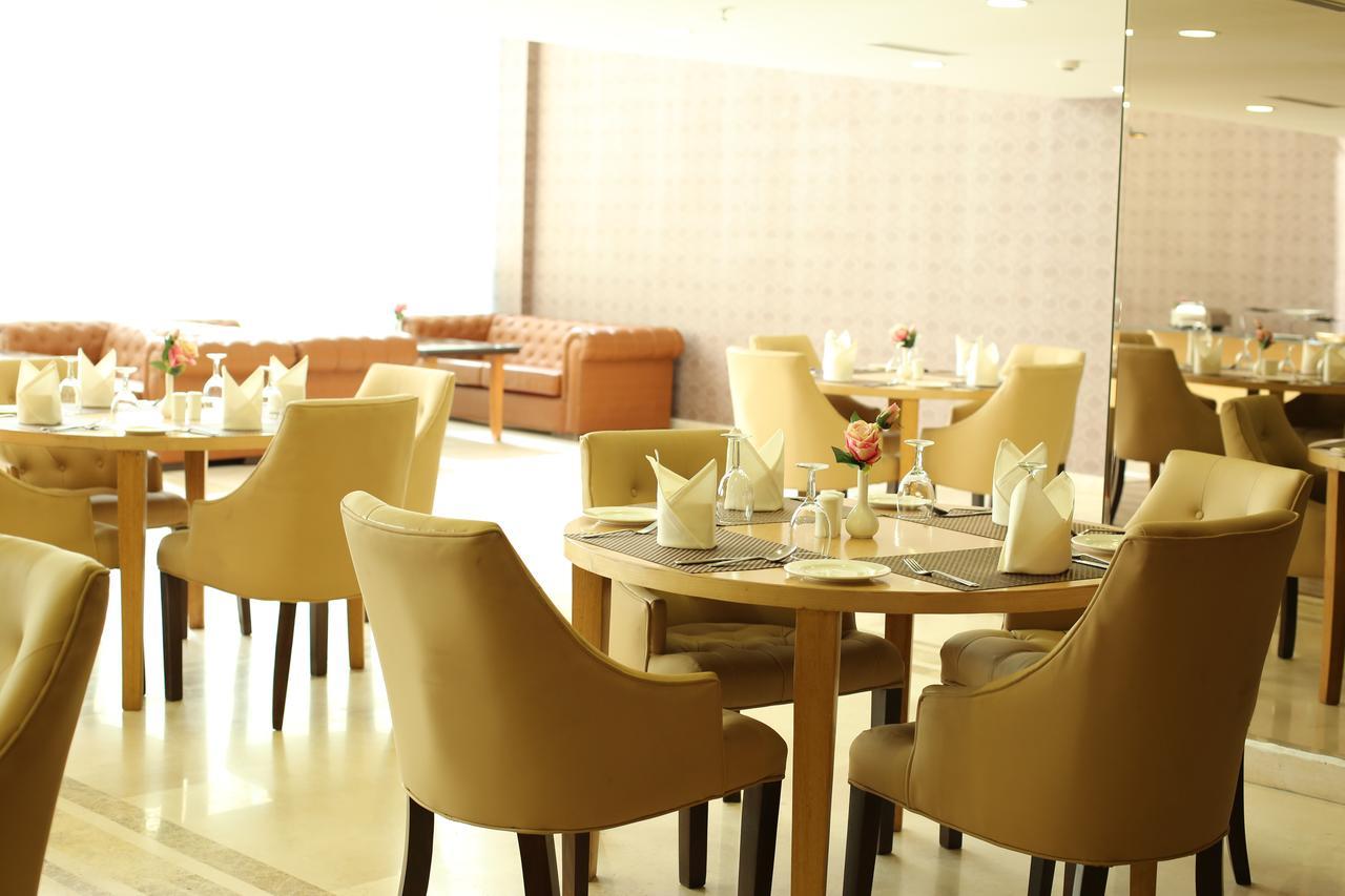 Udman Hotels And Resorts By Ferns N Petals New Delhi Exterior foto