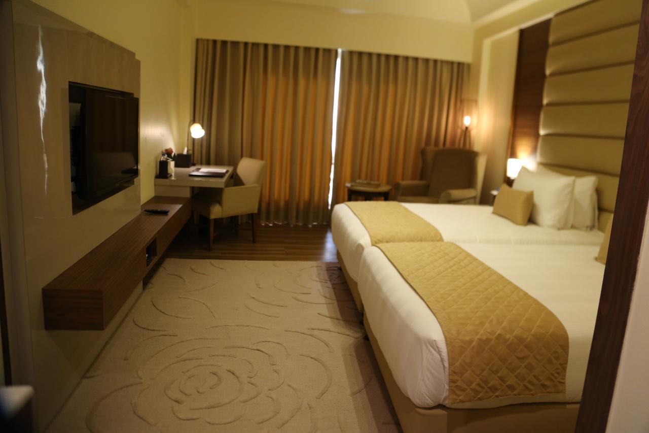 Udman Hotels And Resorts By Ferns N Petals New Delhi Exterior foto