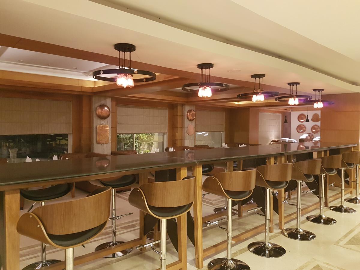 Udman Hotels And Resorts By Ferns N Petals New Delhi Exterior foto