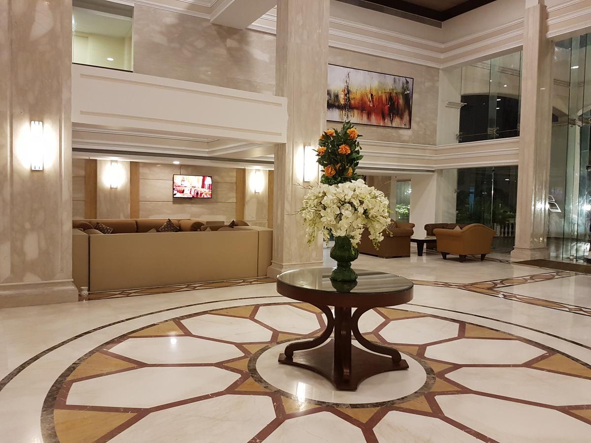 Udman Hotels And Resorts By Ferns N Petals New Delhi Exterior foto